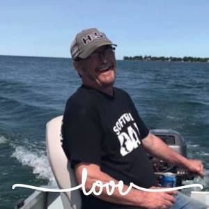 Meet your Posher, Leona